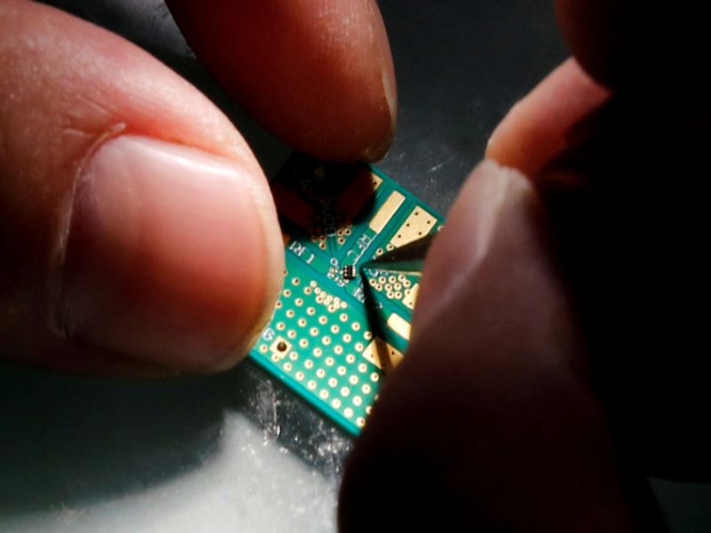 Báo cáo tóm tắt về dự luật nhằm thúc đẩy sản xuất chip của Hoa Kỳ
